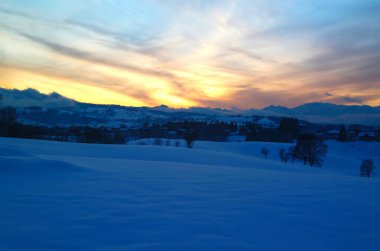 Dağlardaki kar, Asiago yaylası, Vicenza, İtalya