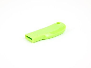 Yeşil Usb Flash sürücü izole beyaz arka plan üzerinde.