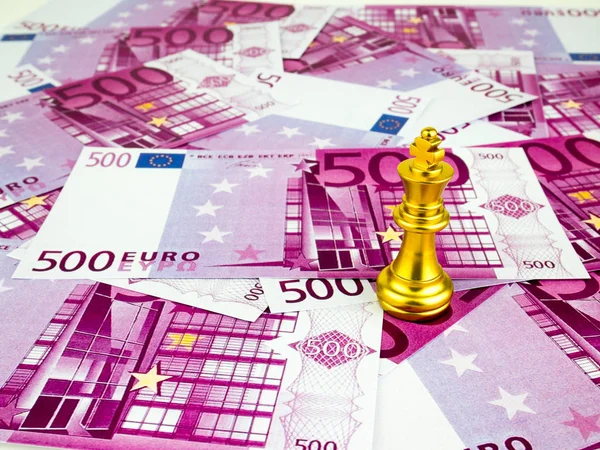 Банкноты Номиналом 500 Евро Шахматами Фоном Европейской Валюте — стоковое фото