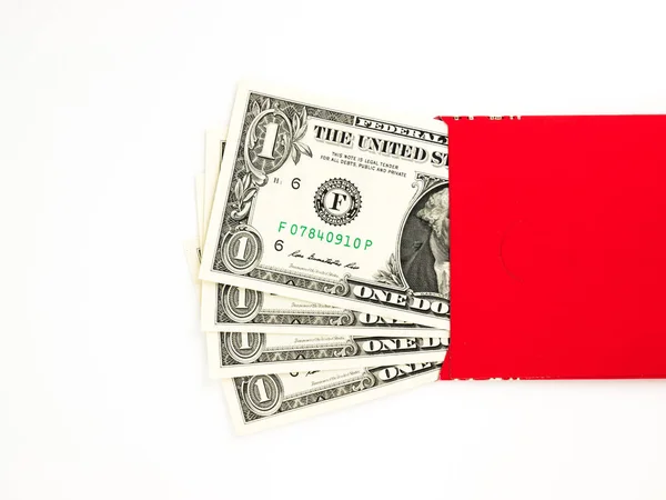 Envelope Vermelho Isolado Fundo Branco Com Dinheiro Dólar Para Presente — Fotografia de Stock