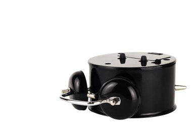 Çalar saat beyaz zemin üzerine düşen; Kırpma yolu.