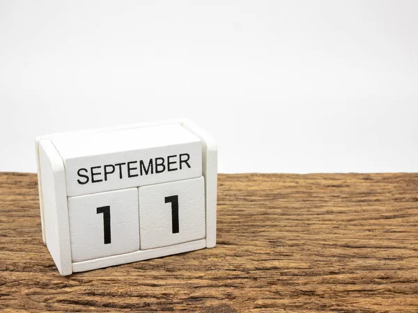 Σεπτεμβρίου Λευκό Κύβο Ξύλινο Ημερολόγιο Εκλεκτής Ποιότητας Ξύλου Και Λευκό — Φωτογραφία Αρχείου