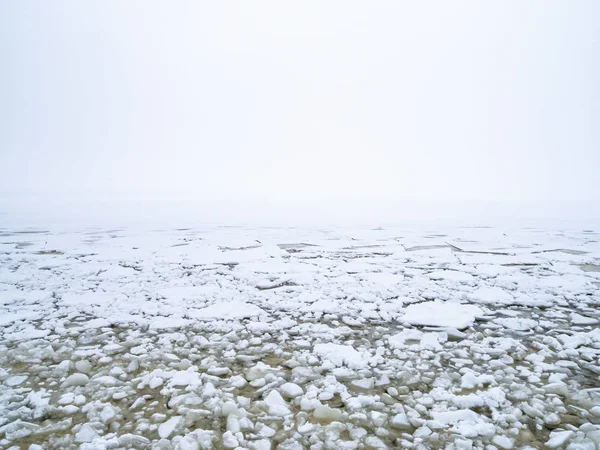 Дрейф льоду в море з Гельсінкі, Фінляндія — стокове фото