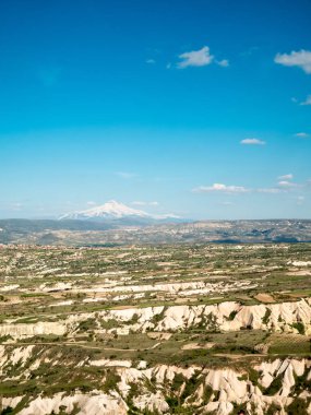 Türkiye'nin Kapadokya bölgesine, Uchisar c.'den bir manzara