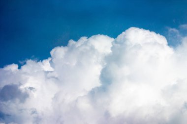 güzel mavi gökyüzü bulutlar arka plan.