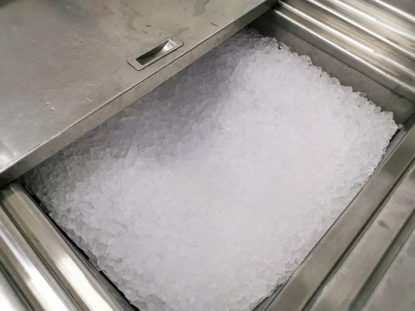 Cubos Hielo Tanque Almacenamiento Frío — Foto de Stock