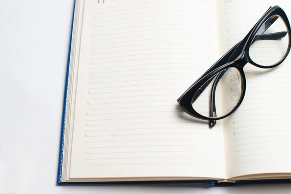 Cuaderno Con Vasos Bolígrafo Libro Con Vasos Cuaderno Azul Con —  Fotos de Stock