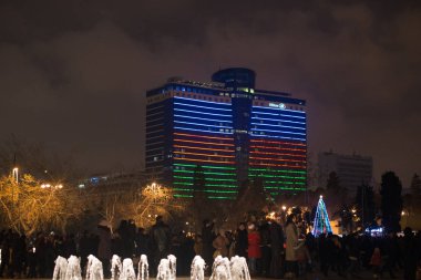 Yeni yıl ağacı, yeni yıl havai fişek, yeni yıl firefly, Noel havai fişek, yeni yıl bokeh ışıklar, tatil firefly, tatil havai fişek