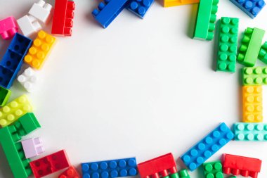 Çocuklar geliştirme, yapı taşları ve İnşaat