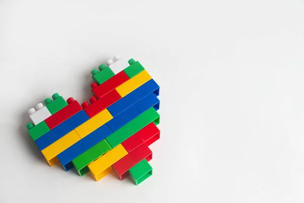 Çocuklar geliştirme, yapı taşları ve inşaat, alfabe ve kalp