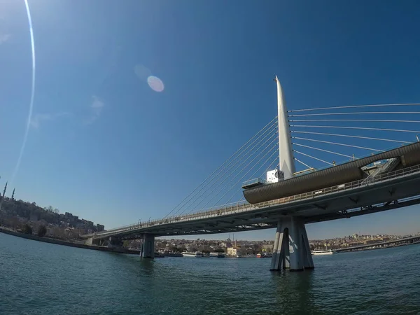 První Bosporský Most Spojující Evropu Asii Istanbulu — Stock fotografie
