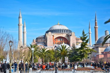İstanbul, Türkiye - 18 Ocak 2013: Sultanahmet Camii (Mavi Mo