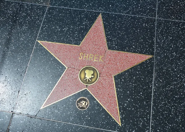 Shrek estrella en el Paseo de la Fama de Hollywood . — Foto de Stock
