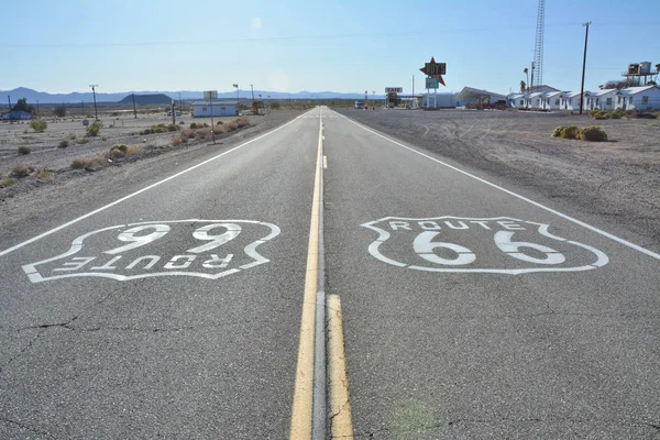 Yol 66 işareti. — Stok fotoğraf