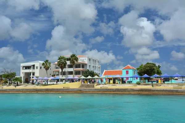 Promenade in Kralendijk, Bonaire. — Stockfoto