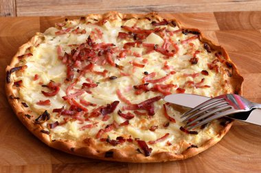 Pişmiş Fransızca Pizza 
