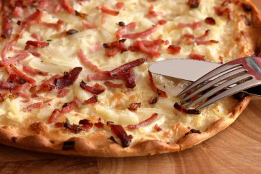 Pişmiş Fransızca Pizza 