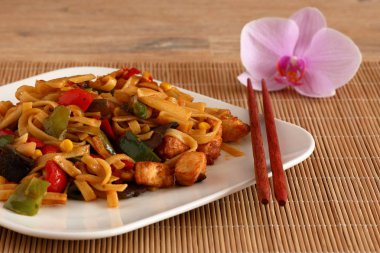 Bami Goreng kızarmış noodle