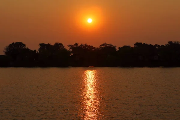 Pôr Sol Rio Zambeze África — Fotografia de Stock