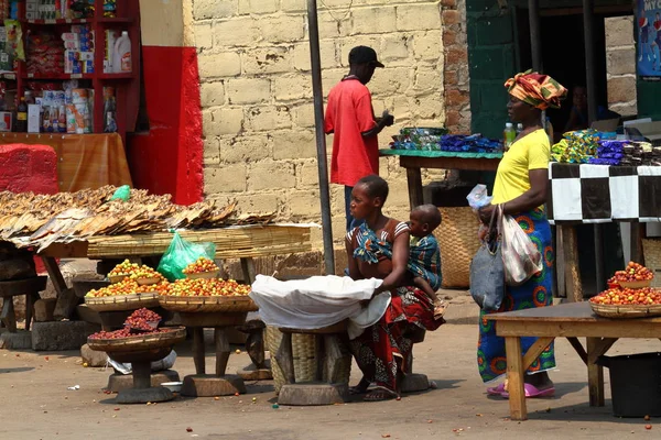 Personas Mercado Callejero Namitete Malawi Septiembre 2012 — Foto de Stock