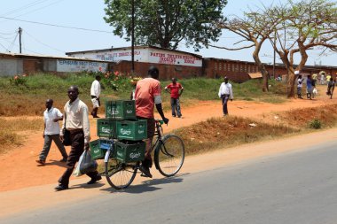 Taşıma ve Afrika'da, 24 Bisiklete binme. Eylül 2012