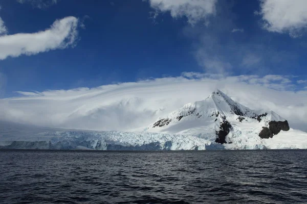 Krajina Sníh Ledovce Antarktidě — Stock fotografie