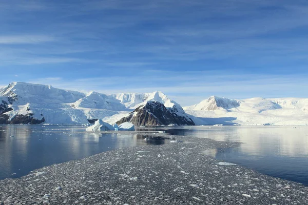 Liggande Och Glaciärer Antarktis — Stockfoto