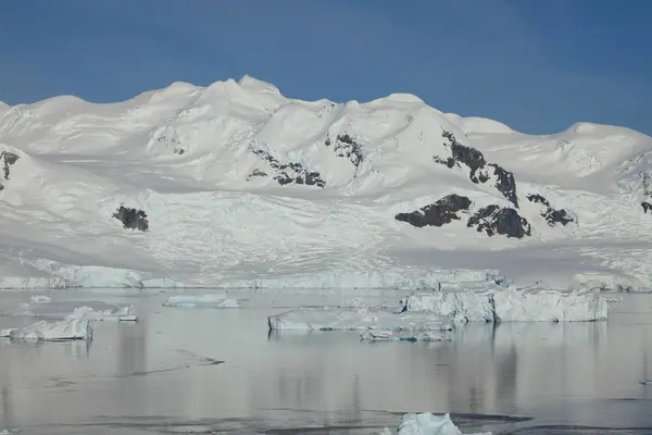 Krajina Sníh Ledovce Antarktidě — Stock fotografie