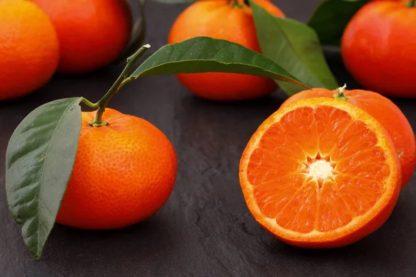 Свежие Мандарины Апельсины — стоковое фото