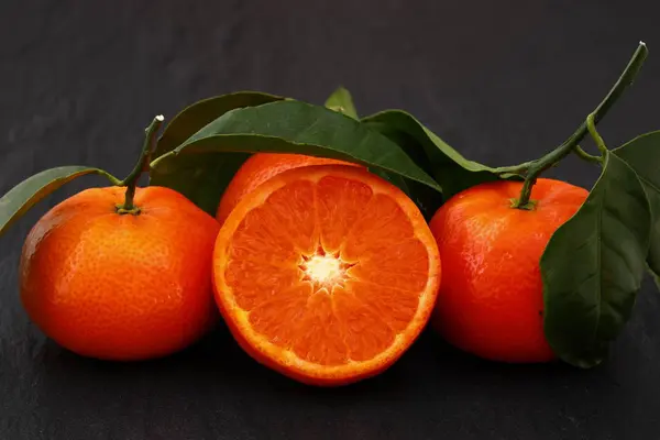 Свежие Мандарины Апельсины — стоковое фото