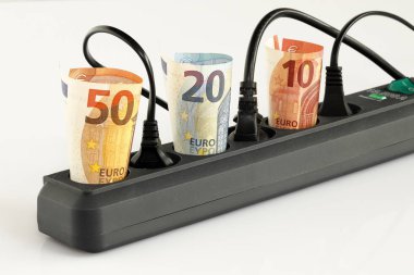 Enerji giderleri ve elektrik fiyatları