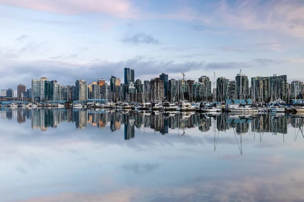 温哥华的天际线和城市景观 — 图库照片