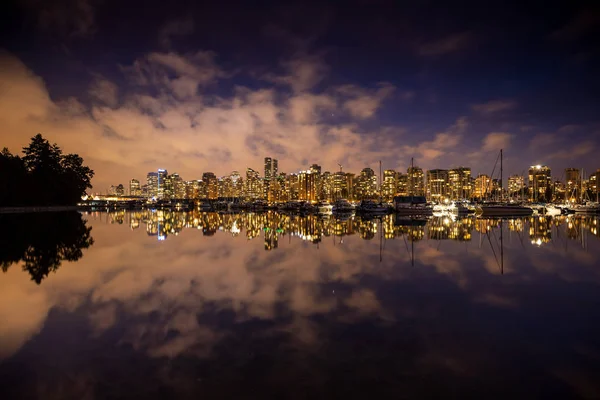 Скайлайн Ванкувер — стоковое фото