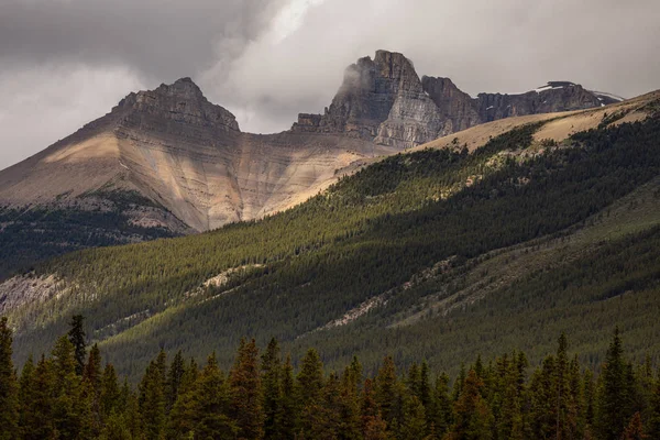 Las Montañas Rocosas Canadá — Foto de Stock
