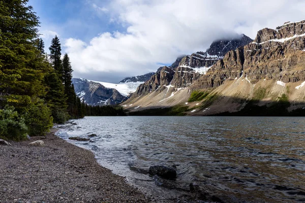 Озеро Боу Парке Айсефилд Канадской Провинции Альберта — стоковое фото