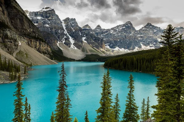 Lago Moraine Parque Nacional Banff Canadá Alberta —  Fotos de Stock