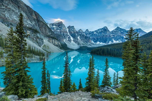 Kanada Alberta Banff Milli Parkı Nda Moraine Gölü — Stok fotoğraf