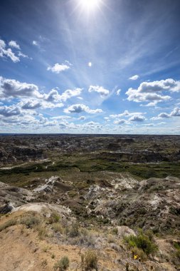 Badland ve Red Deer Nehri Kanyon Alberta Kanada