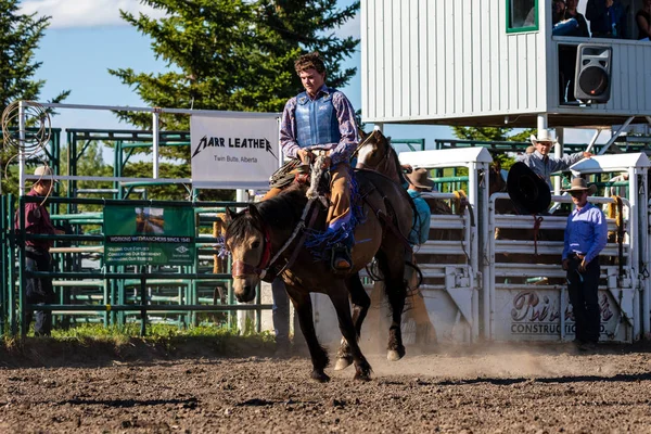 Cowboys Bucking Horse Pincher Creek Ranche Rodeo Kanada Juni 2019 — Stockfoto