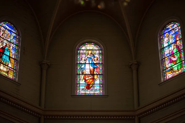 Janelas Pintadas Uma Igreja — Fotografia de Stock