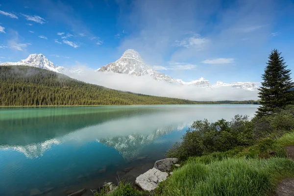 Lake Hector Den Kanadischen Felsigen Bergen Des Jaspis Nationalparks — Stockfoto