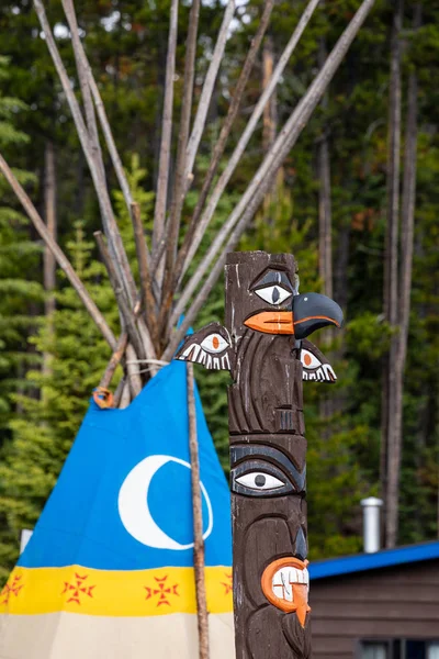 Kanada Nın Ilk Uluslarının Totem Kutbu — Stok fotoğraf