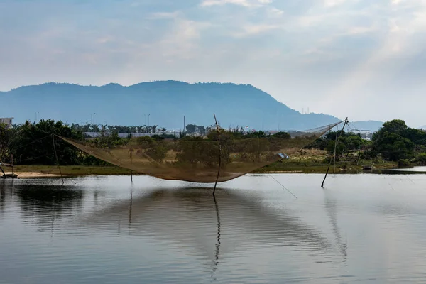 Рыболовецкая Сеть Реке Бон Хойан Вьетнаме — стоковое фото