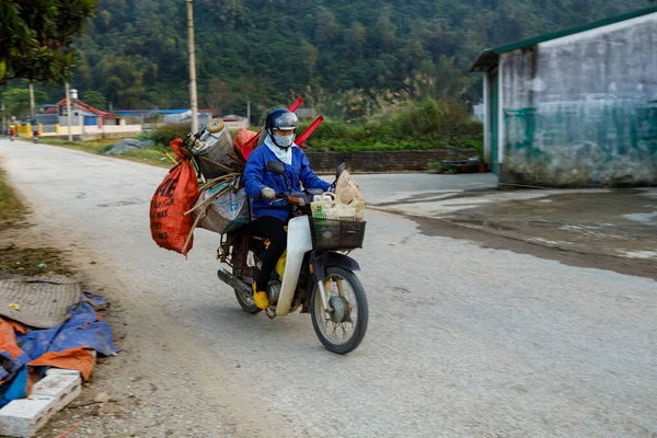 Transport Motocyklu Bac Son Wietnamie Listopad 2019 — Zdjęcie stockowe