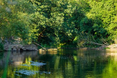 Almanya 'daki Werra Nehri manzarası