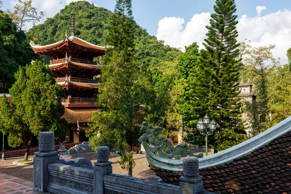 Vietnam Hanoi Deki Parfüm Pagoda — Stok fotoğraf