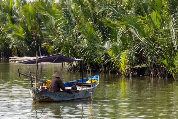 Tradiční Rybář Rybaří Hoi Vietnam — Stock fotografie