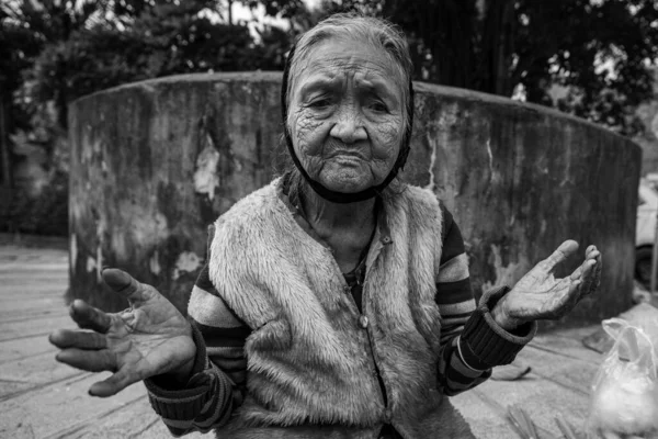 베트남의 노부인의 — 스톡 사진