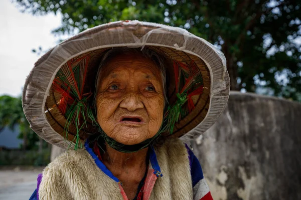 Ritratto Una Vecchia Vietnam — Foto Stock