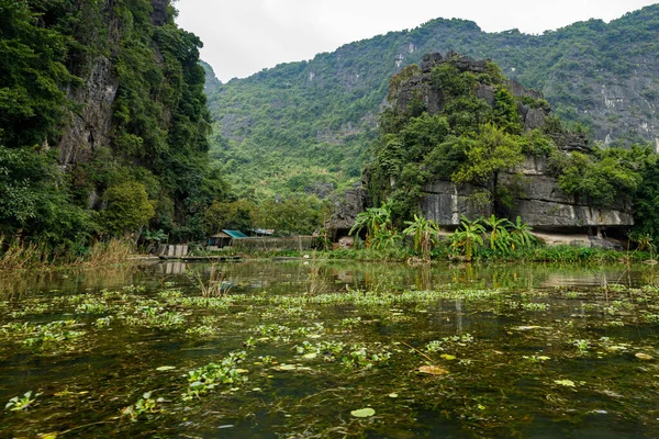 Paisagem Ninh Binh Com Cavernas Tam Coc Trang — Fotografia de Stock